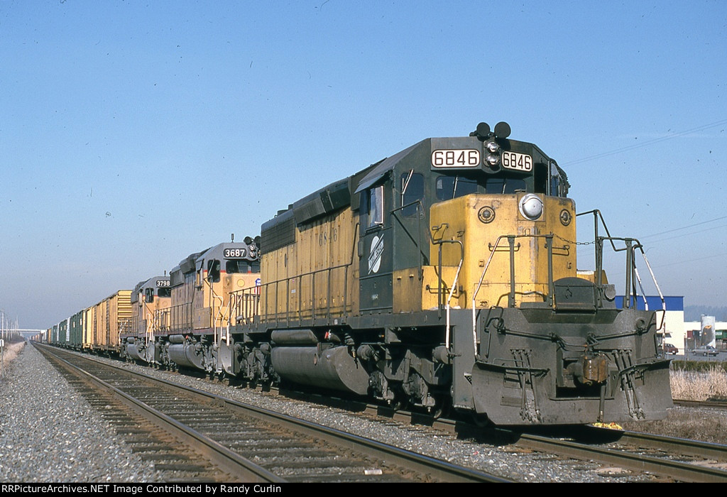 CNW 6846 at Auburn